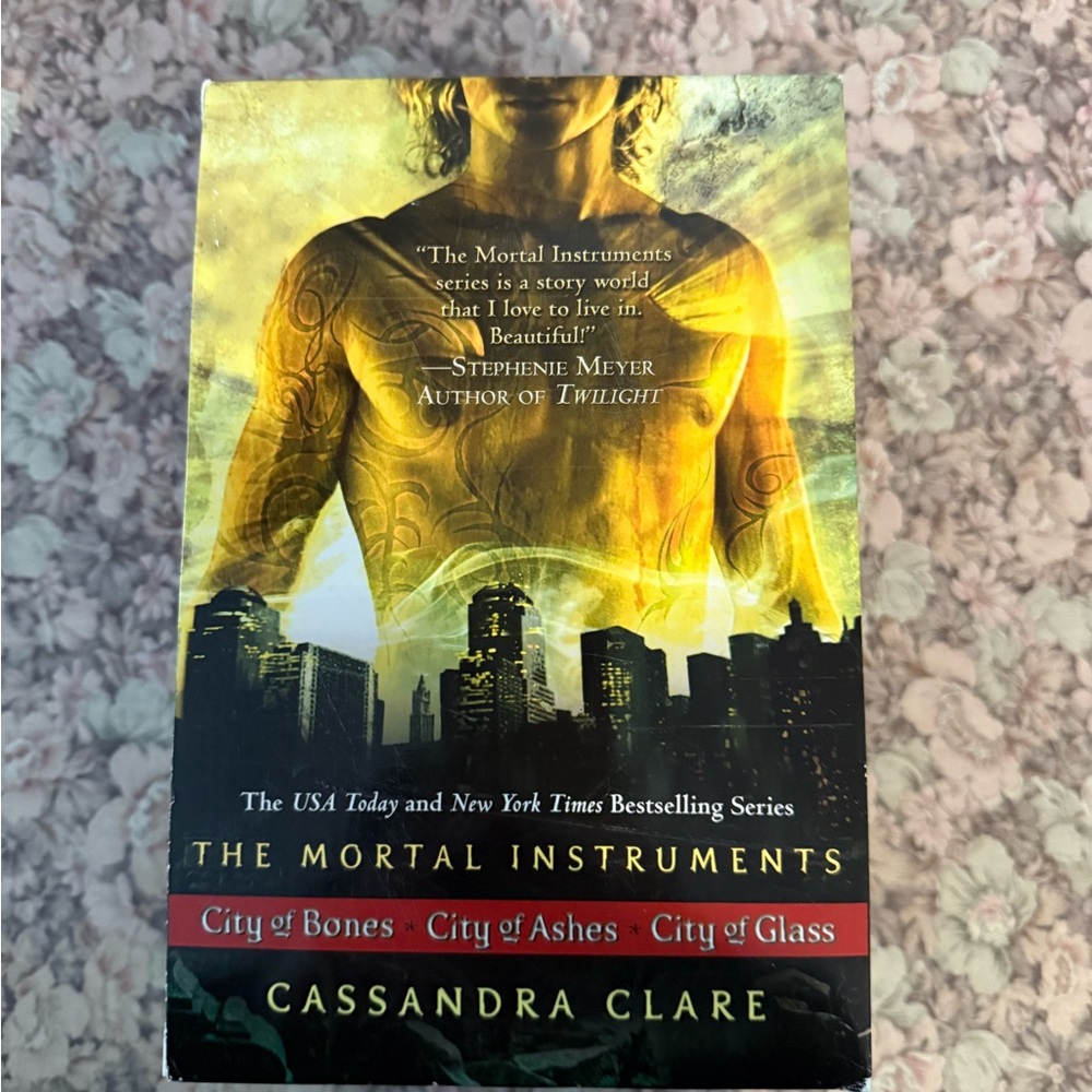 The Mortal Instruments Book Set
